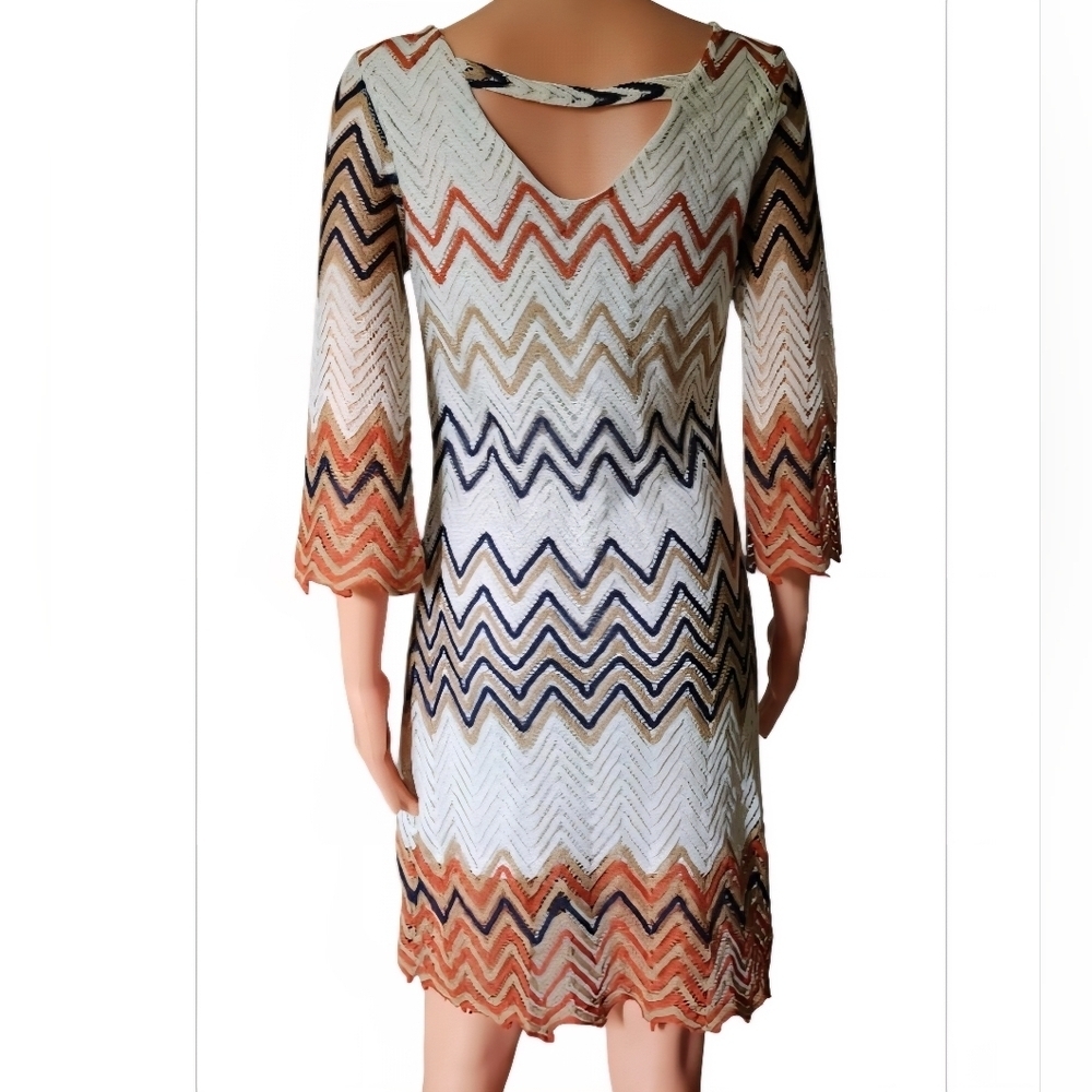 Chevron Patterned Multicolor Dress. Size P/M - Picture 5 of 9